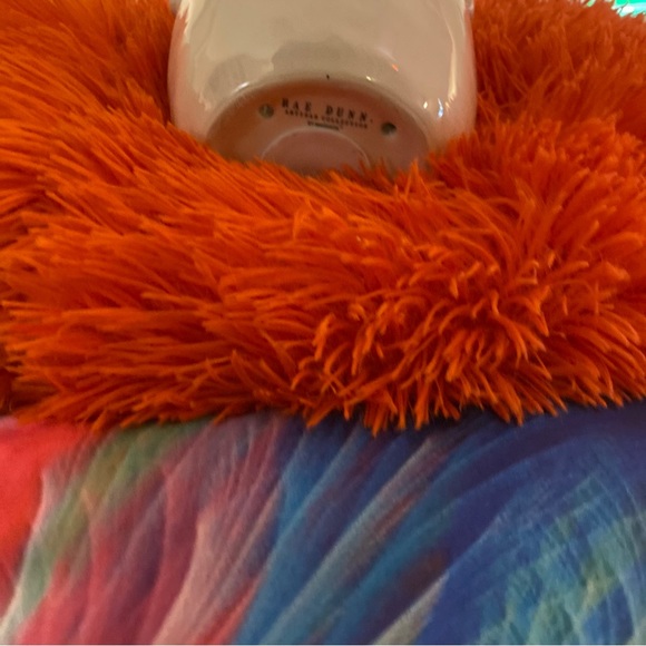 Rae Dunn "LIVE” Acorn Crown Birdhouse - Picture 8 of 8